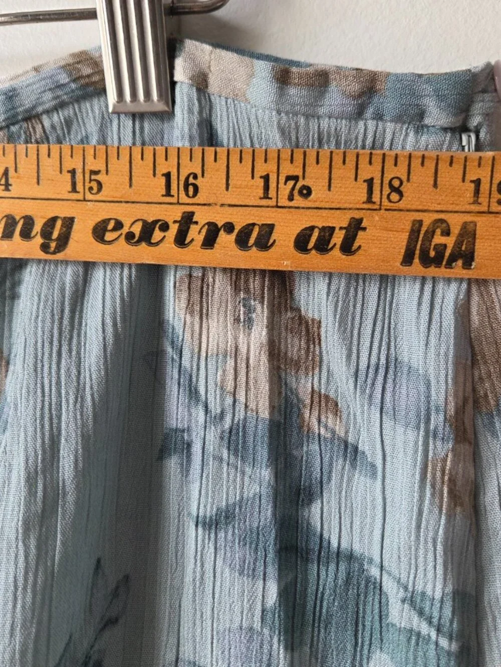 EUC VAN HEUSEN FLORAL RAYON SLIT SIDE MAXI DRESS SIZE LARGE